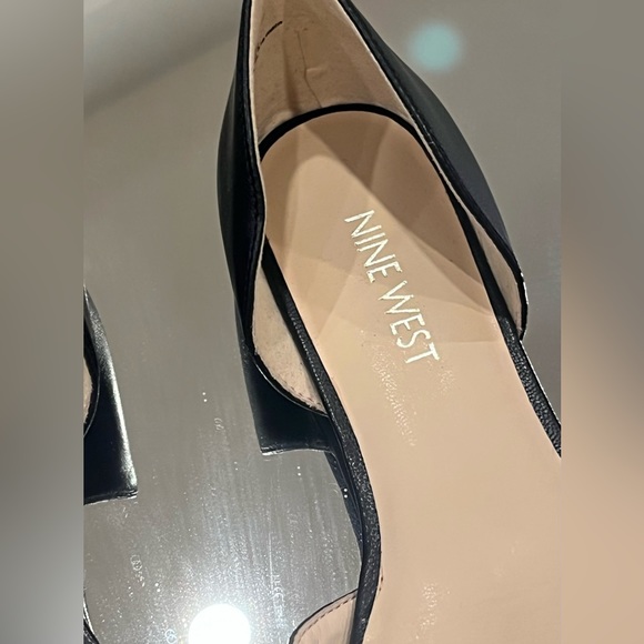 Starship Two-Piece Flats from Nine West - Picture 4 of 6